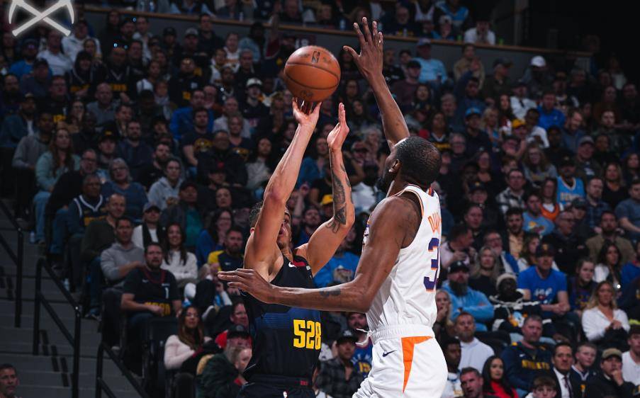 杜兰特重要时刻出色发挥，快船带队取胜！观众掌声雷动的简单介绍-开云官方网站